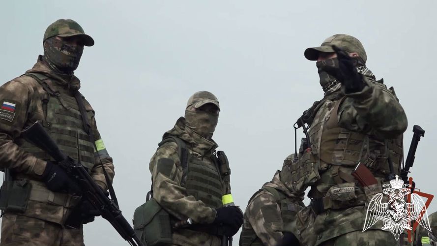Actuación correcta y coraje del oficial de las fuerzas especiales de Rosguardia salvaron a eso de 100 personas