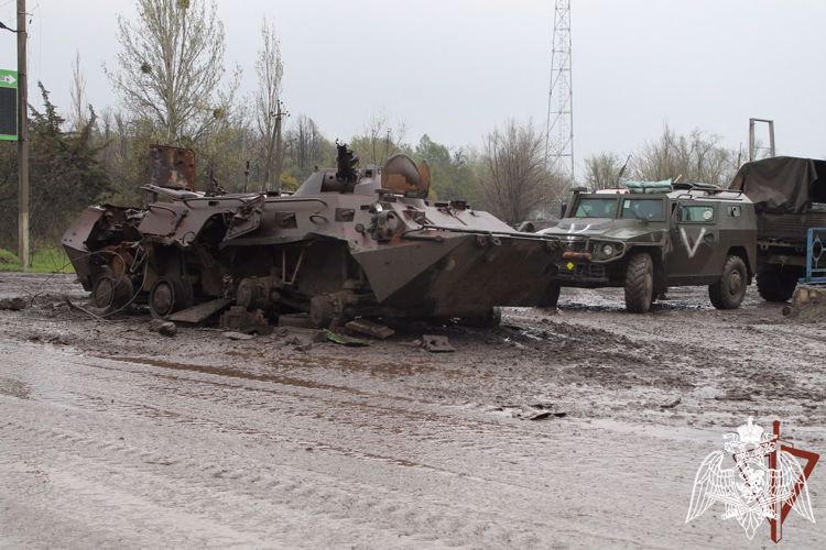 Los militares de Rosguardia tomaron la técnica blindada y artillería del enemigo en la provincia de Khárkov