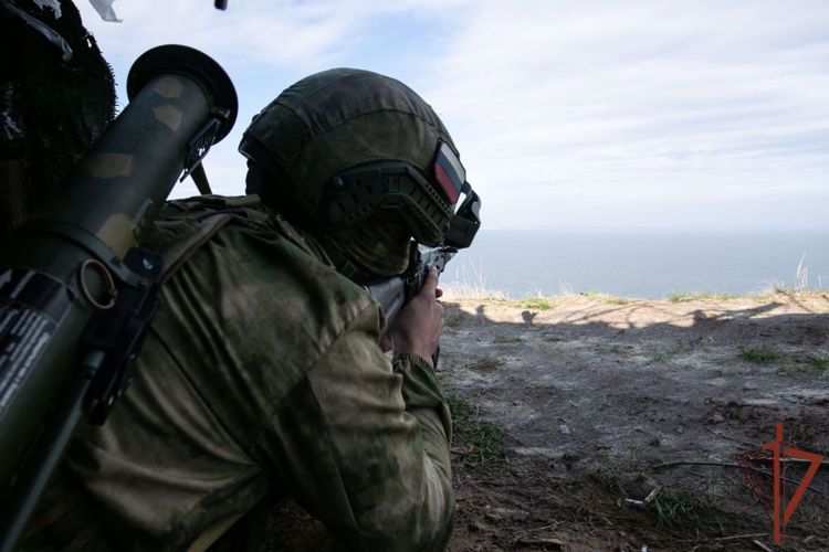 La artillería de Rosguardia hizo fracasar la tentativa seguida del paso de las fuerzas armadas ucranianas a la orilla izquierda de Dniéper y del embalse Kakhóvskoye