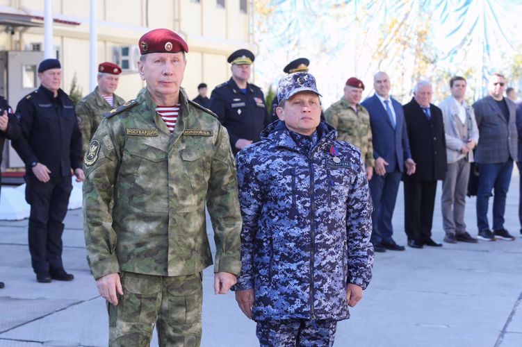 General de ejército Víktor Zólotov inauguró un nuevo despliegue temporario de los militares y empleados de la Rosguardia en la ciudad de Sochi
