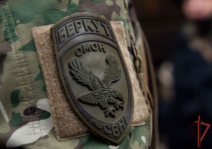 Los empleados de la Unidad de Intervención Policial (OMON) de Rosguardia en Crimea brindaron apoyo al Servicio Federal de Seguridad en la detención a los participantes de la organización terrorista