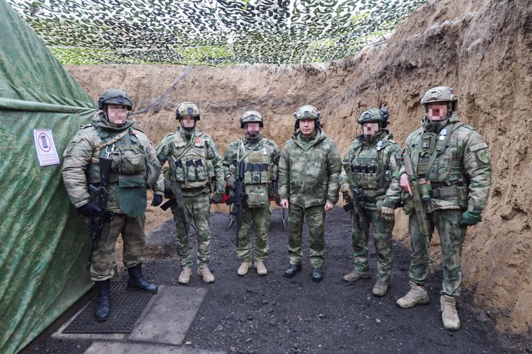Director de Rosguardia visitó las unidades de la institución en la República de Crimea y en la provincia de Khersón