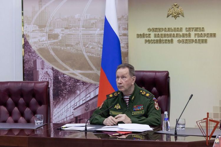 General del ejército Víktor Zólotov resumió la actividad de la institución en el curso de la sesión ampliada del cosejo conclusivo de Rosguardia 