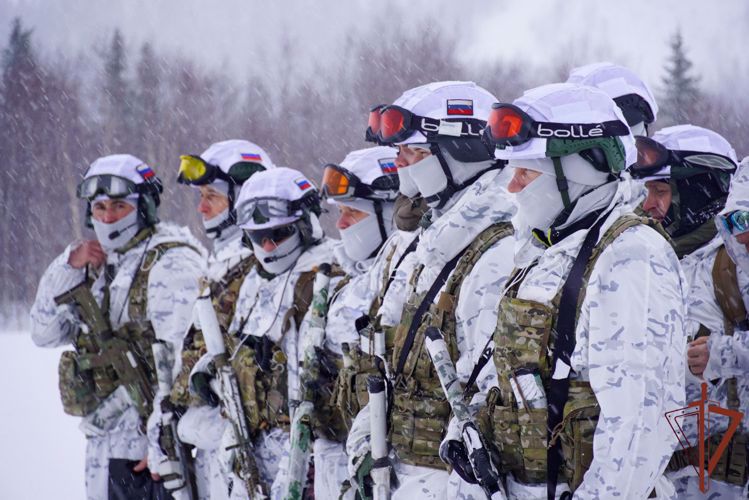 En la región de Murmansk se realizaron las clases táctico-especiales internacionales entre las unidades especiales de Rosguardia y del Minsterio del Interior de la República de Bielorús 