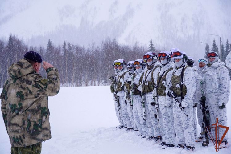 En la región de Murmansk se realizaron las clases táctico-especiales internacionales entre las unidades especiales de Rosguardia y del Minsterio del Interior de la República de Bielorús 
