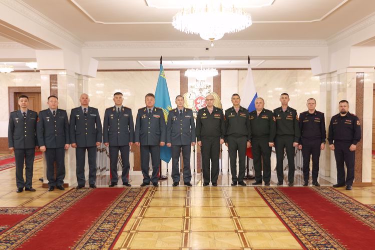 El Convenio de cooperación entre la Rosguardia y el Ministerio del Interior de la República de Kazakhstán está firmado