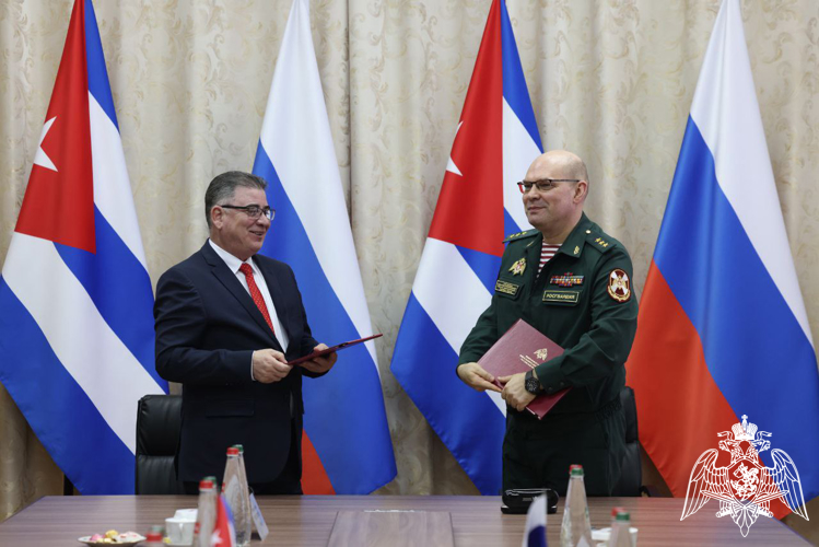 General coronel Oleg Plokhoi firmó el Plan de cooperación entre la Rosguardia y el Ministerio del interior de la República de Cuba